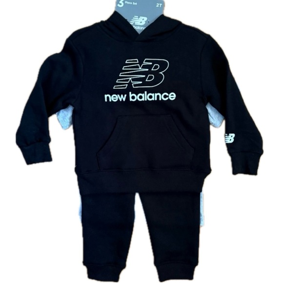 New Balance Other - New Balance Little Boy 3 Piece Outfit